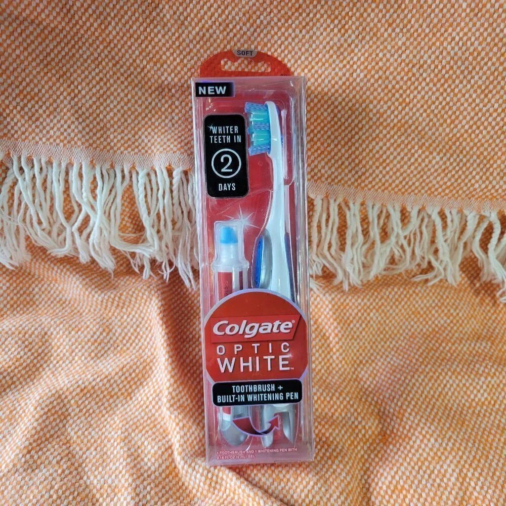 COPY - NWOT Colgate Optic White Toothbrush+Built In Whitening Pen Travel Size